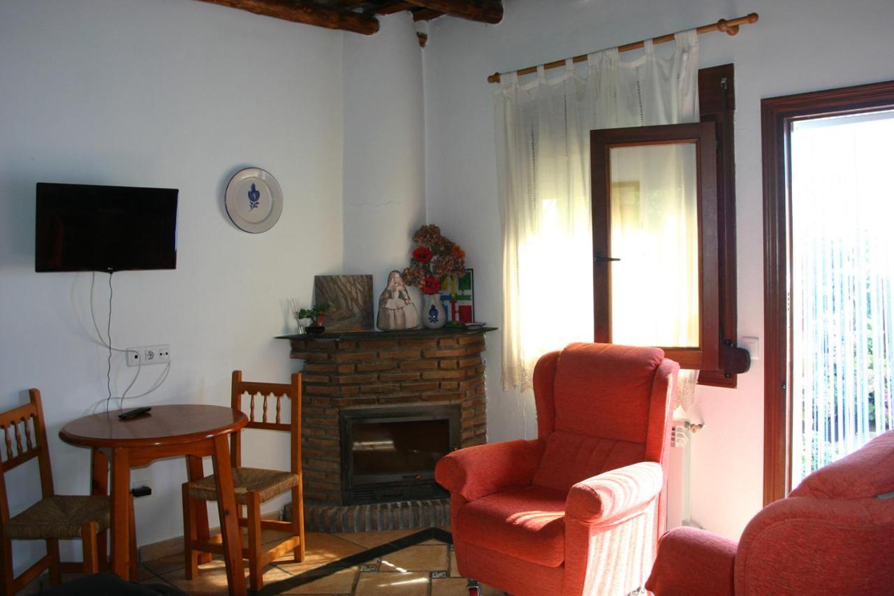 Apartamentos Y Casas Rurales Las Terrazas De La Alpujarra Bubión Eksteriør billede