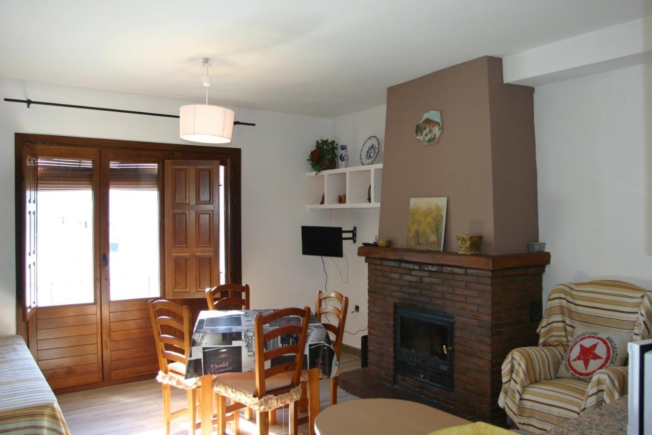 Apartamentos Y Casas Rurales Las Terrazas De La Alpujarra Bubión Eksteriør billede