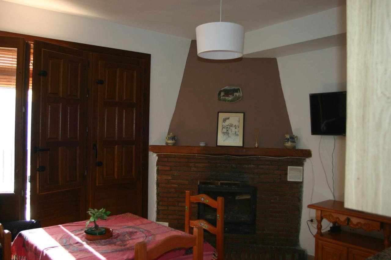 Apartamentos Y Casas Rurales Las Terrazas De La Alpujarra Bubión Eksteriør billede